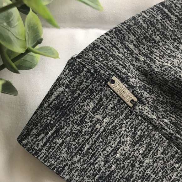 PINK VS ✨ Ultimate Unlined Bralette - Picture 2 of 8